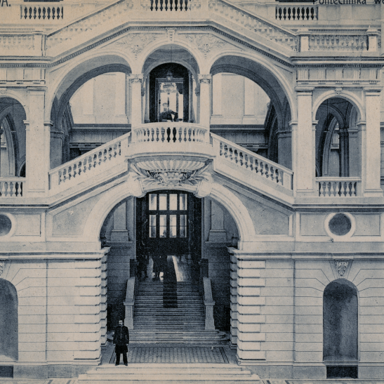 Na zdjęciu wnętrze Gmachu Głównego PW na początku XX wieku