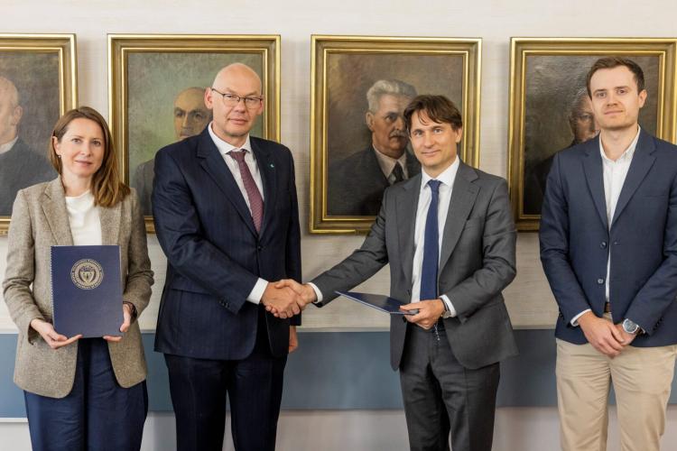 Na zdjęciu: podpisanie umowy o współpracy z Polenergią