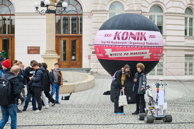 Na zdjęciu XXII Targi Kół Naukowych i Organizacji Studenckich KONIK