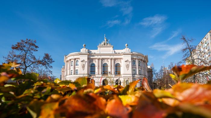 Na zdjęciu Gmach Główny Politechniki Warszawskiej