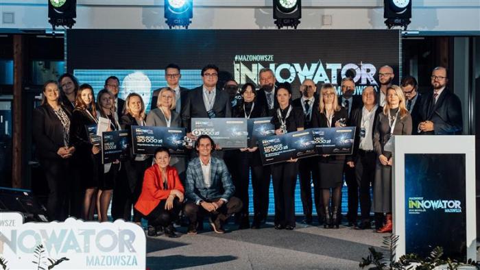 Na zdjęciu laureaci XVI edycji konkursu Innowator Mazowsza