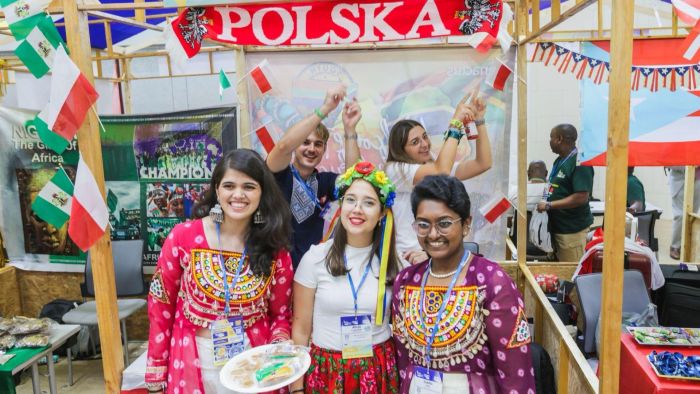 Zespół MedWave podczas Enactus World Cup 2025 w Bangkoku 