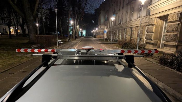 Na zdjęciu system pomiarowy oświetlenia drogowego stworzony przez MobiLight Ligtning Research