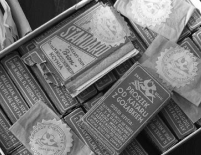 Na zdjęciu proszek od kataru z Gołąbkiem