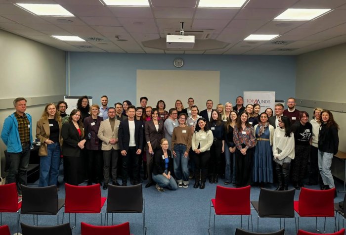 Zdjęcie przedstawia uczestników projektu TopMinds 2026