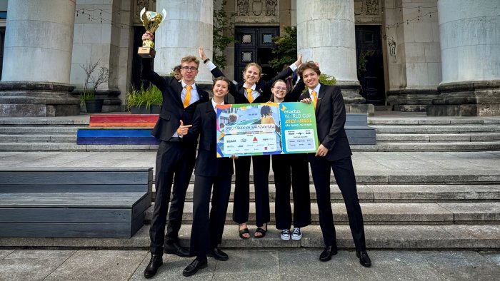 Na zdjęciu: Enactus PW - zwycięzca Enactus National Cup