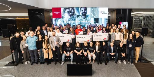 Na zdjęciu: laureaci Real Estate Hackaton