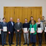 Na zdjęciu członkowie Rady Młodych Uczonych PW z Rektorem prof. Krzysztofem Zarembą oraz Prorektorem ds. Nauki prof. Mariuszem Malinowskim