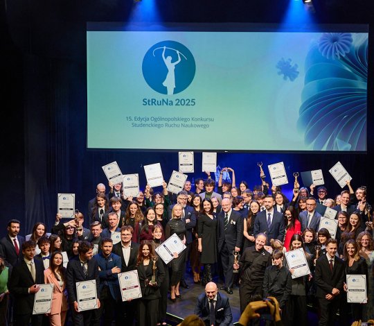 Na zdjęciu laureaci konkursu StRuNa 2025